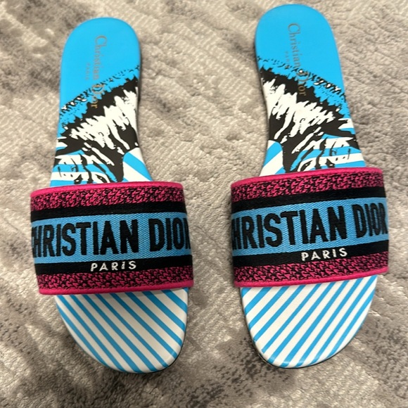 Authentic/ Limited Christian Dior Jungle Slides - Picture 2 of 8